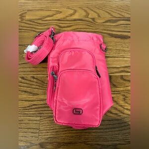 NEW LUG CROSSBODY BOTTLE HOLDER BAG